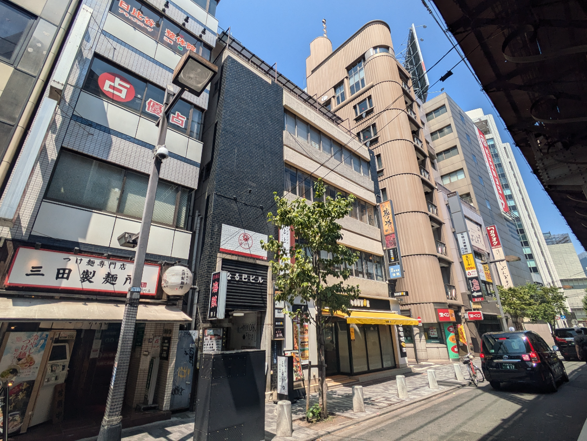v20251010150707/fresh/building/J00100371874_5