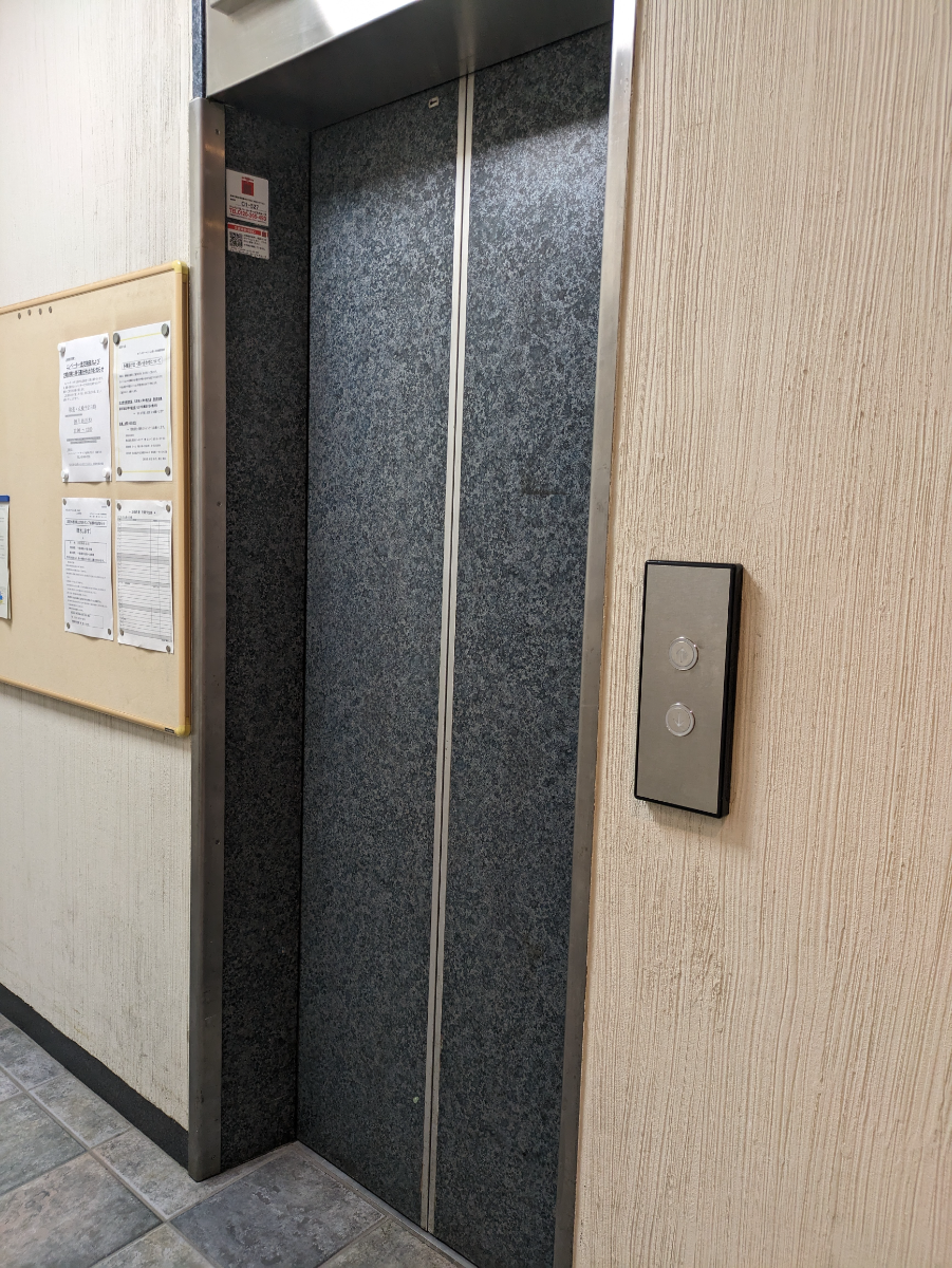 v20251010150707/fresh/building/J00100377680_4