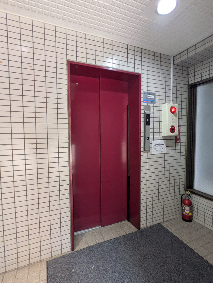 v20251010150707/fresh/building/J00100379166_4