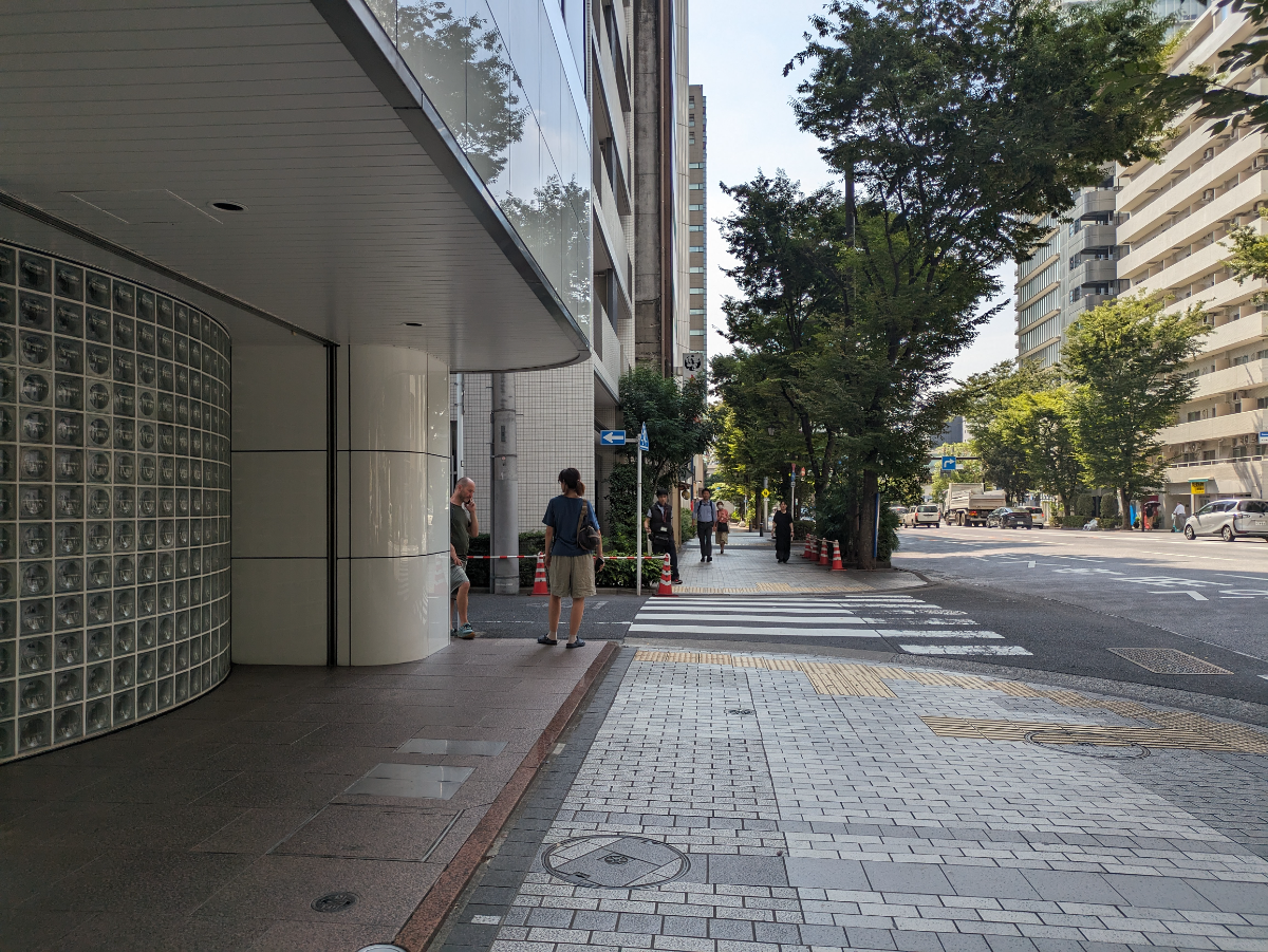 v20251010150707/fresh/building/J00100381101_2