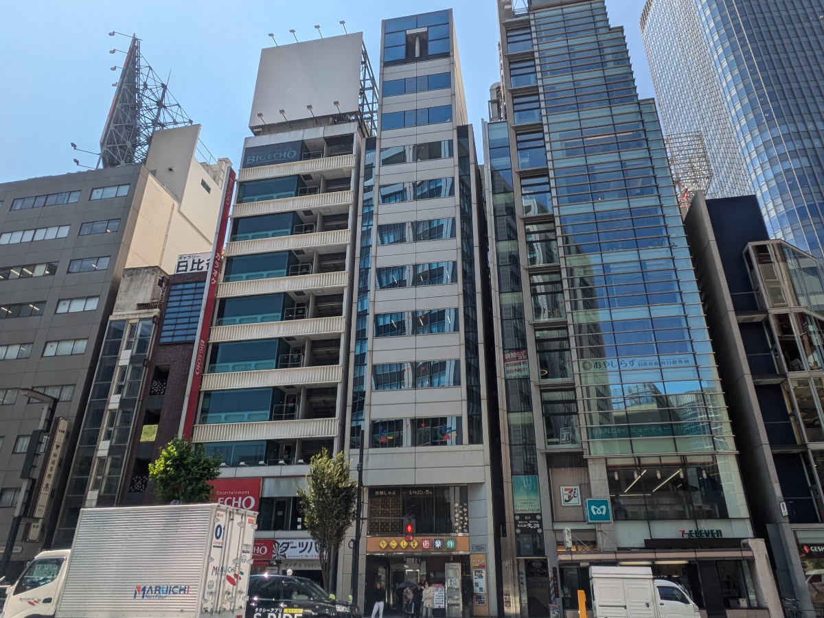 v20251010150707/fresh/building/J00100389756_6