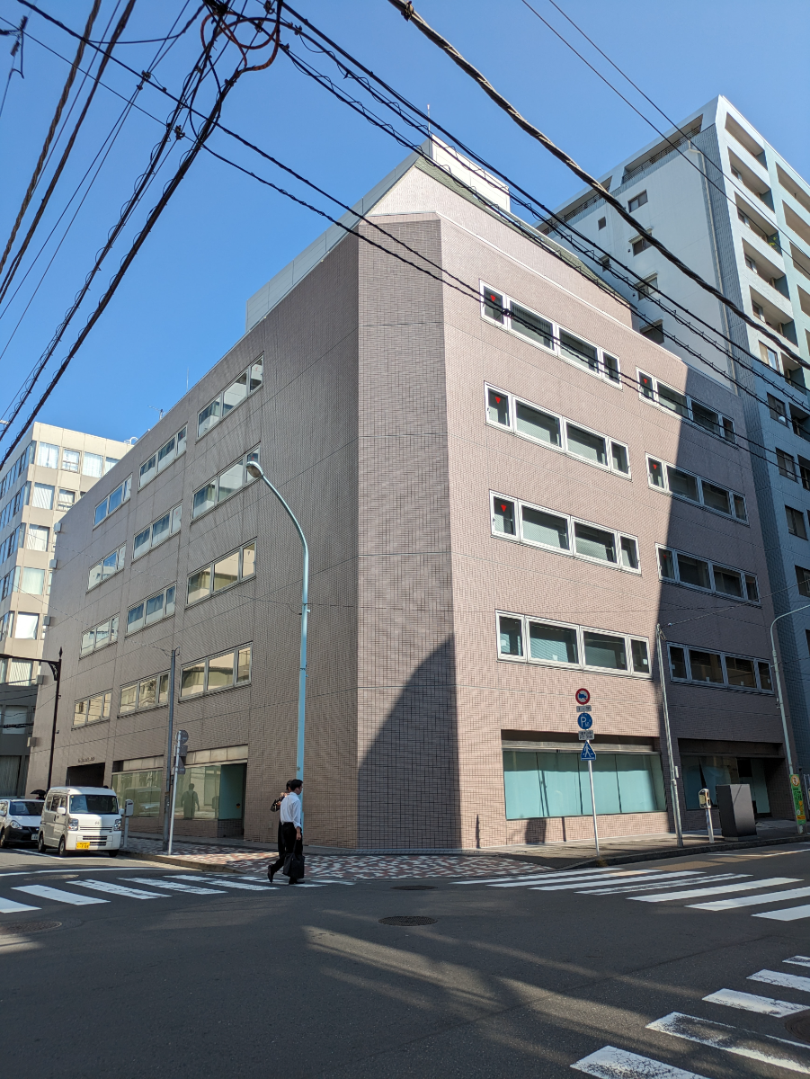 v20251010150707/fresh/building/J00100390479_1