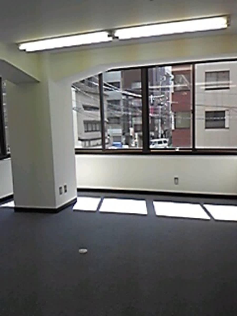 v20251010150707/fresh/building/J00100404102_5