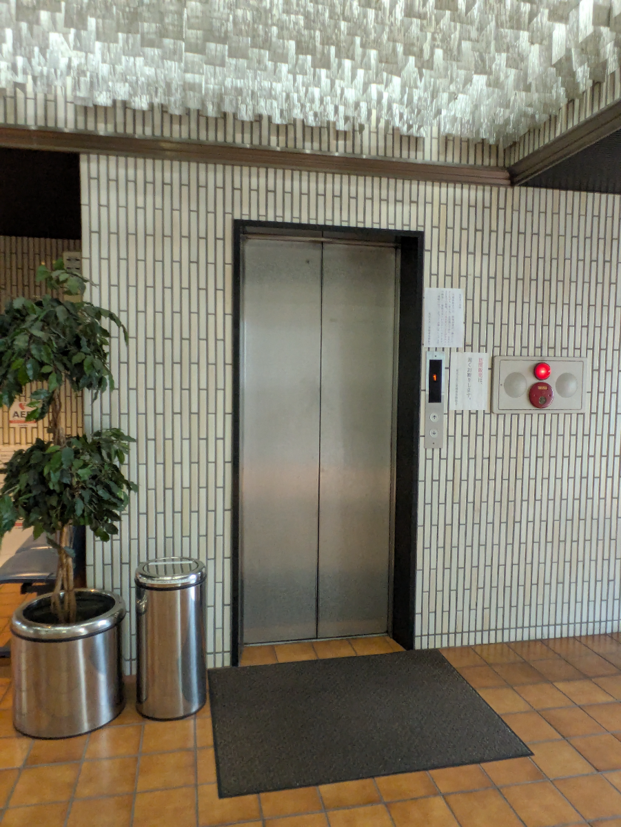 v20251010150707/fresh/building/J00100425692_4
