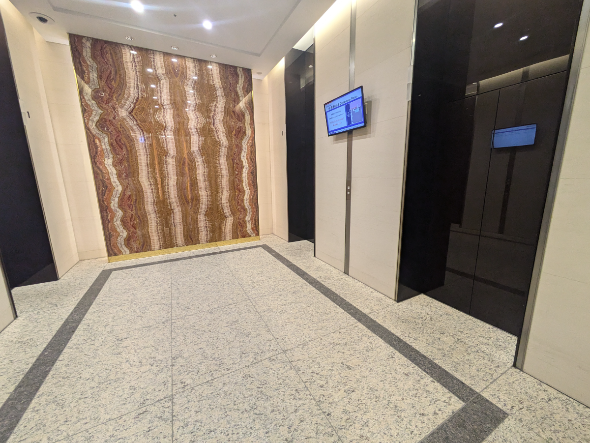 v20251010150707/fresh/building/J00100427382_4