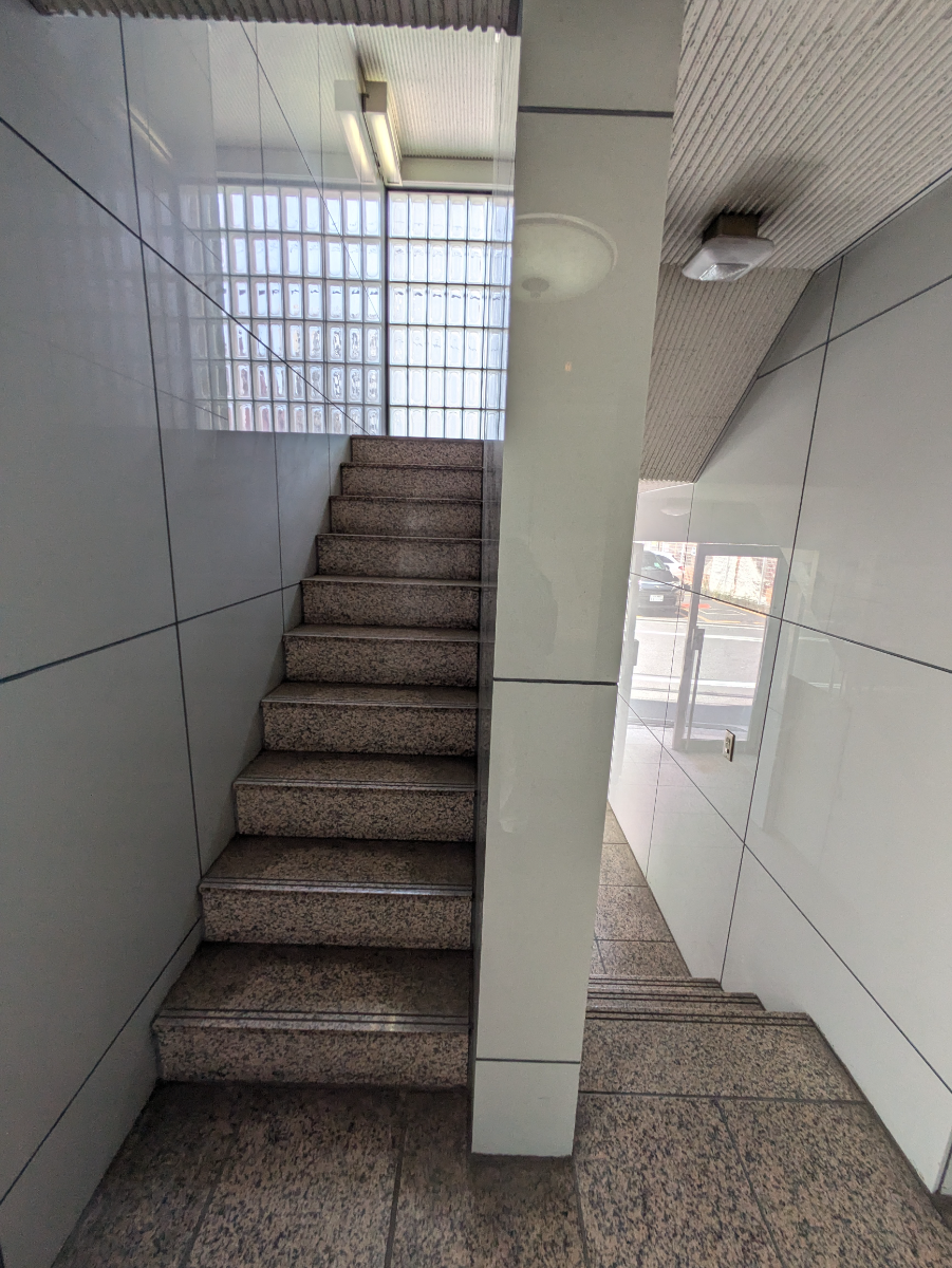 v20251010150708/fresh/building/J00100364933_13