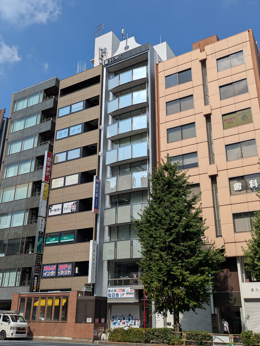 v20251010150708/fresh/building/J00100372688_12