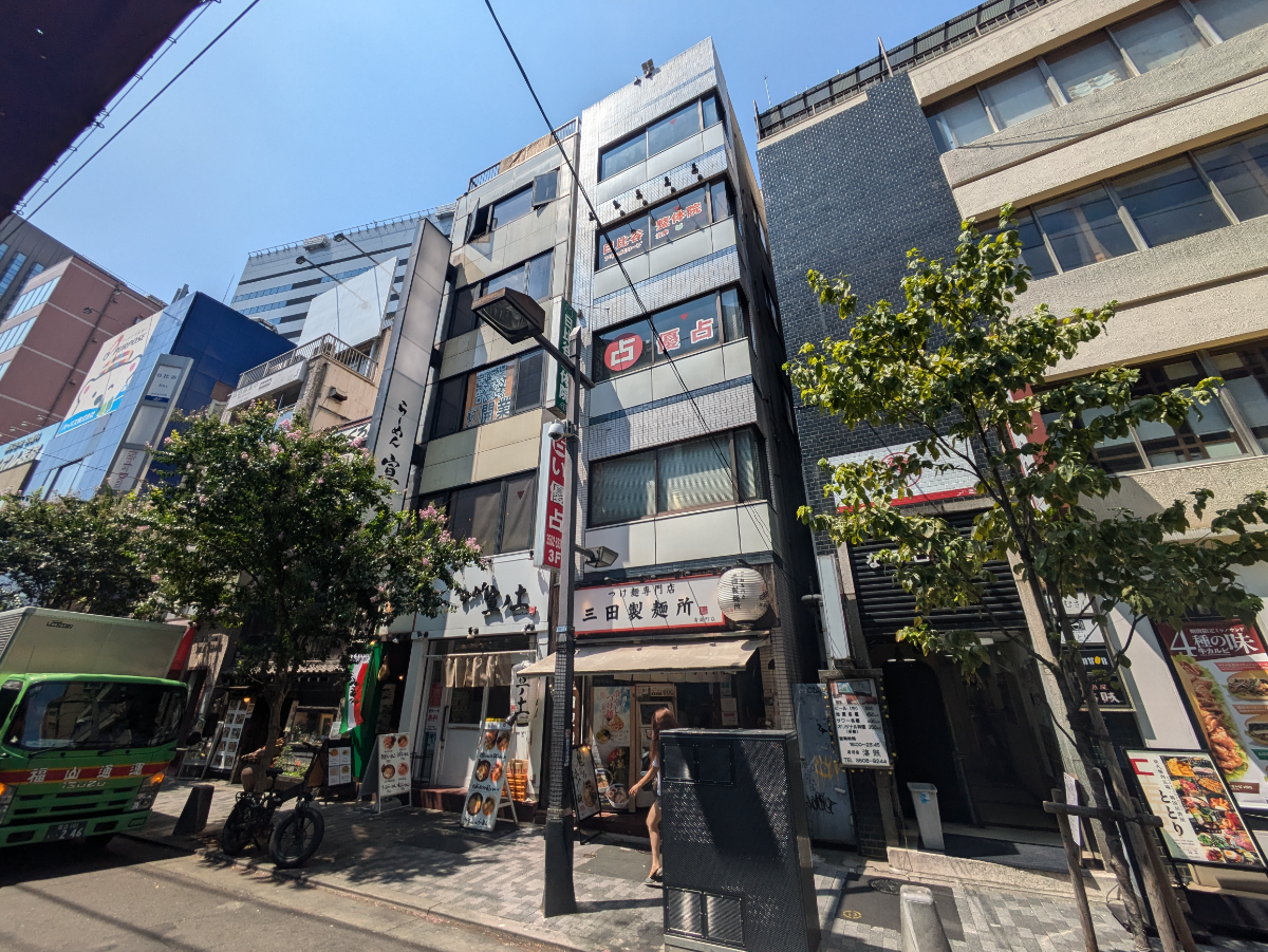 v20251010150708/fresh/building/J00100374080_5