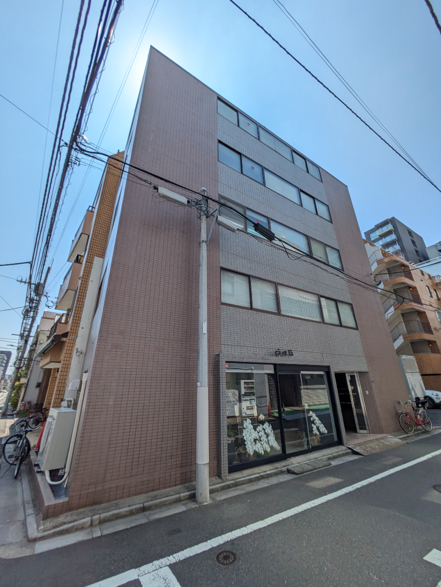 v20251010150708/fresh/building/J00100378889_8
