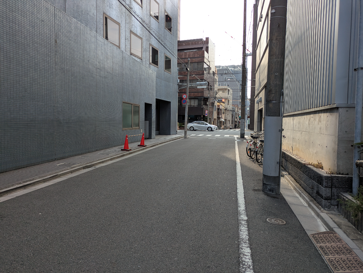 v20251010150708/fresh/building/J00100380679_14