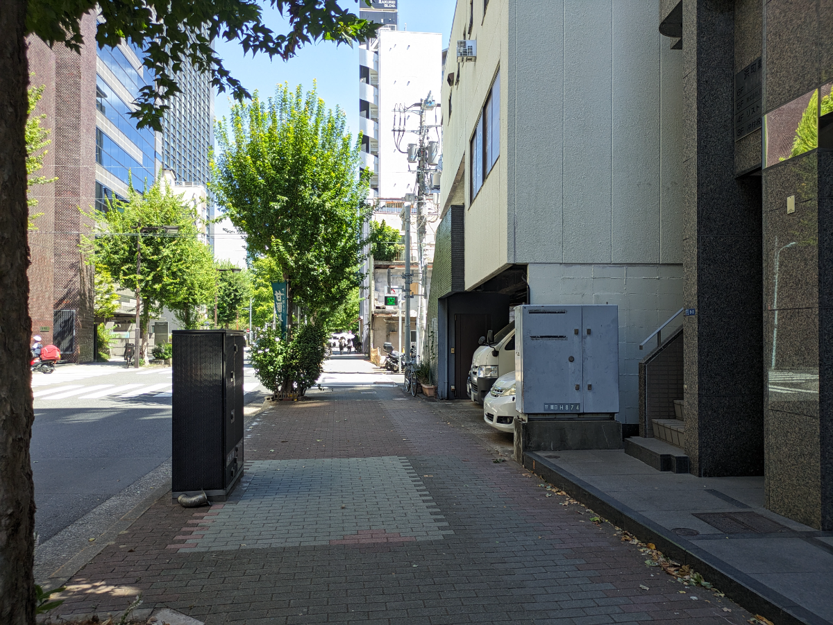 v20251010150708/fresh/building/J00100383339_12