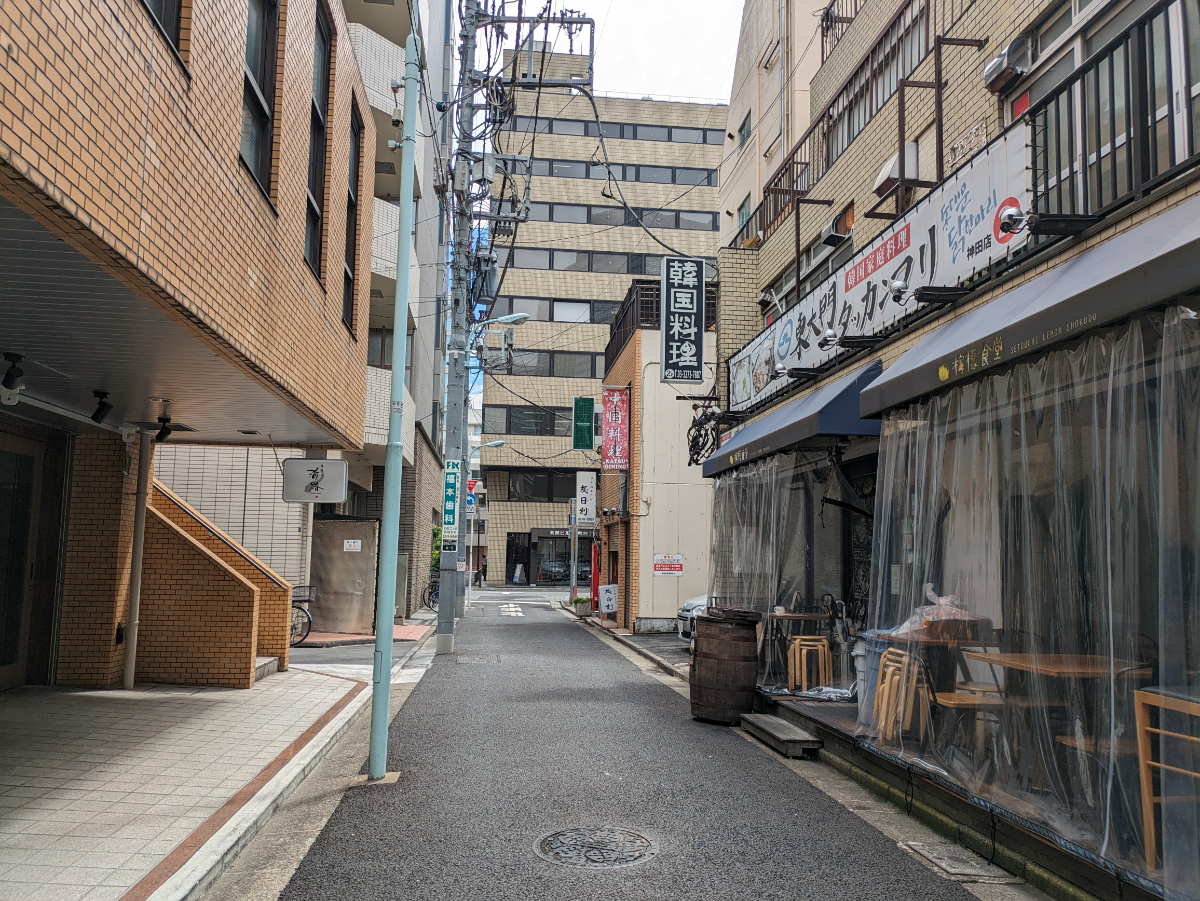 v20251010150708/fresh/building/J00100386188_15