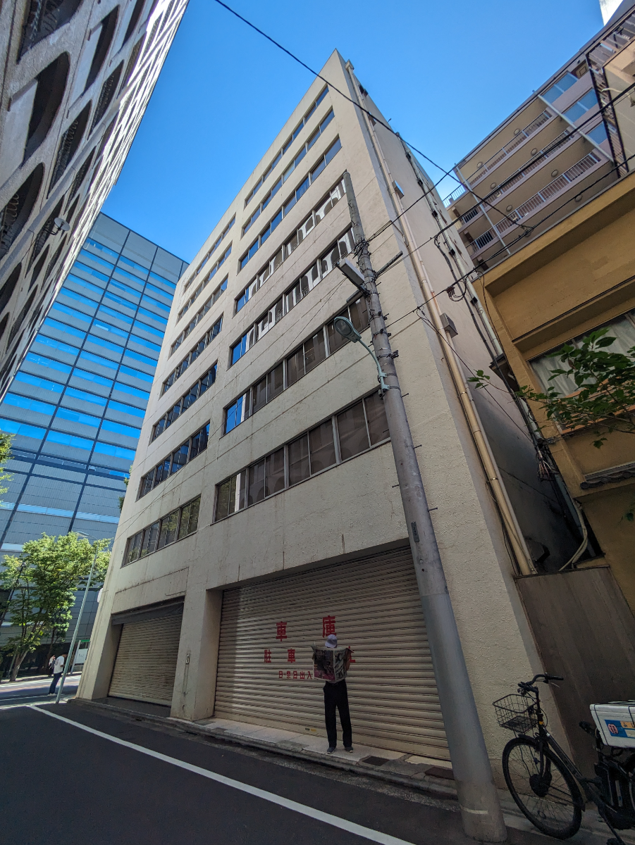 v20251010150708/fresh/building/J00100390676_21
