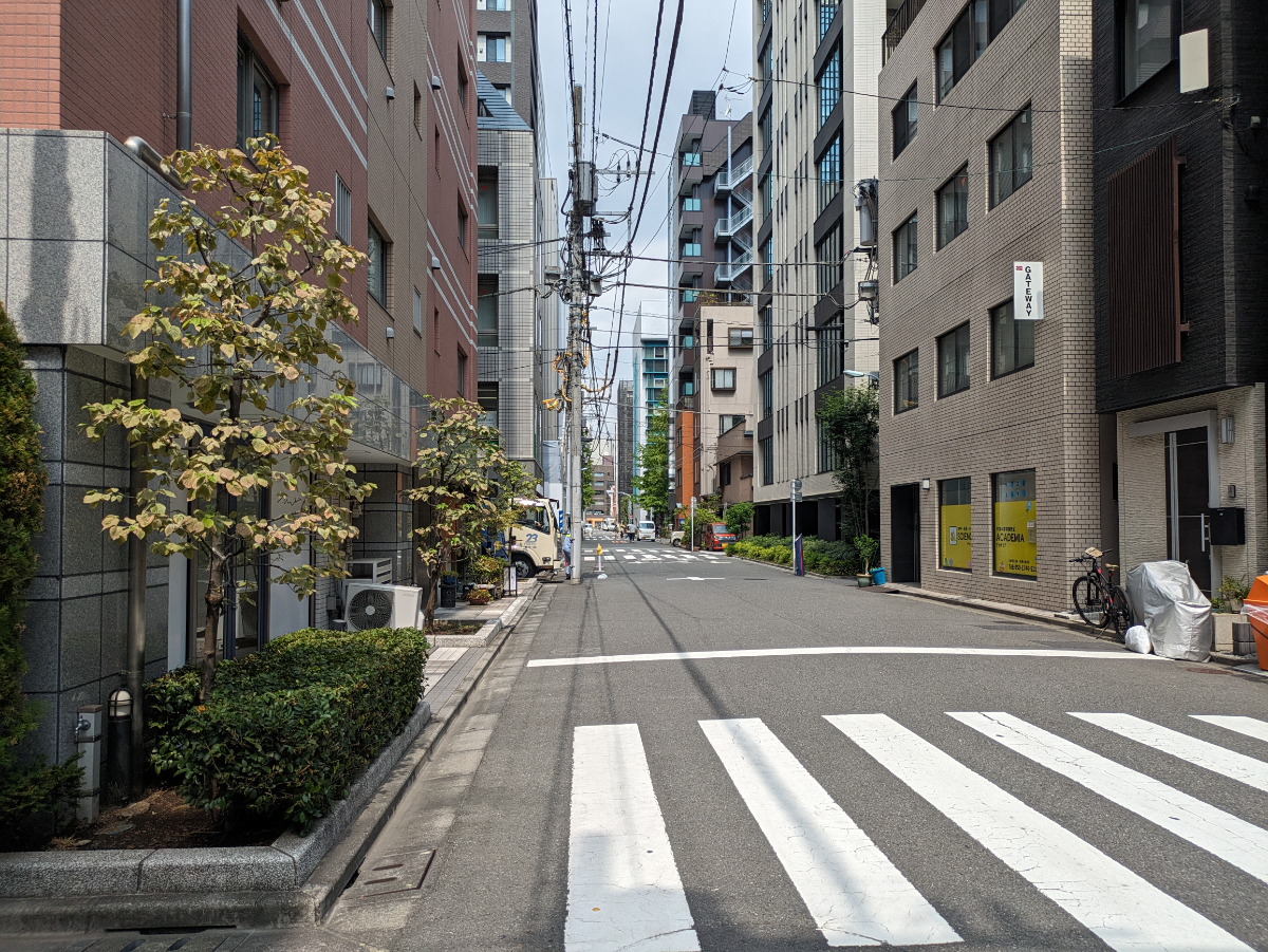 v20251010150708/fresh/building/J00100404575_12