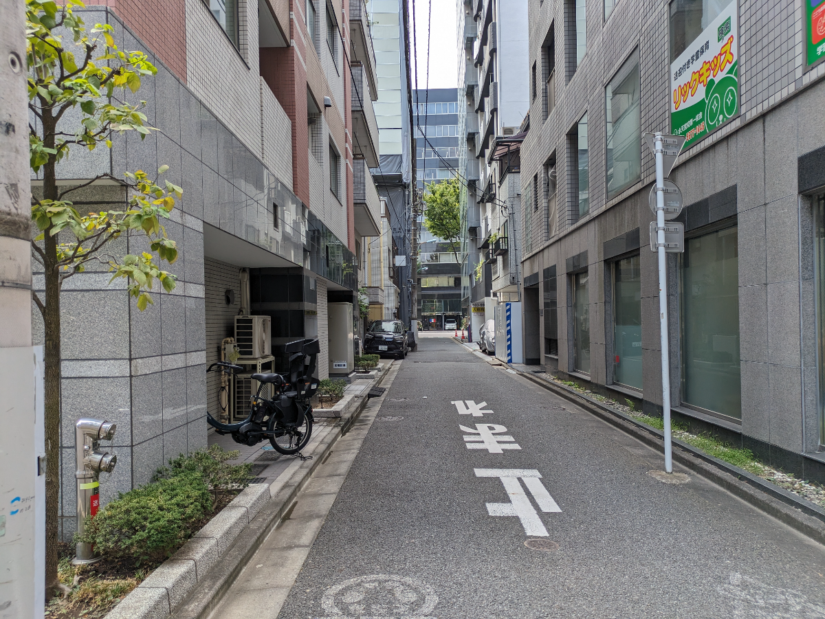 v20251010150708/fresh/building/J00100404575_14