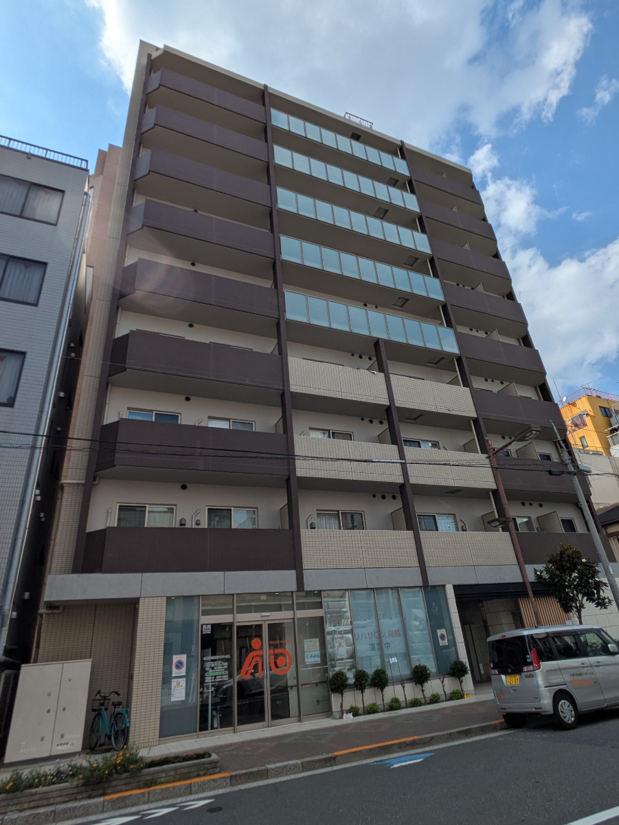 v20251010150708/fresh/building/J00100405938_8