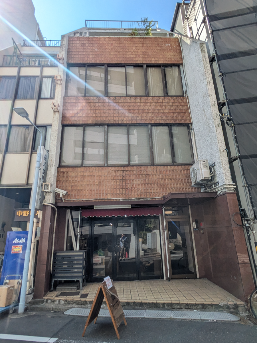 v20251010150708/fresh/building/J00100409059_1