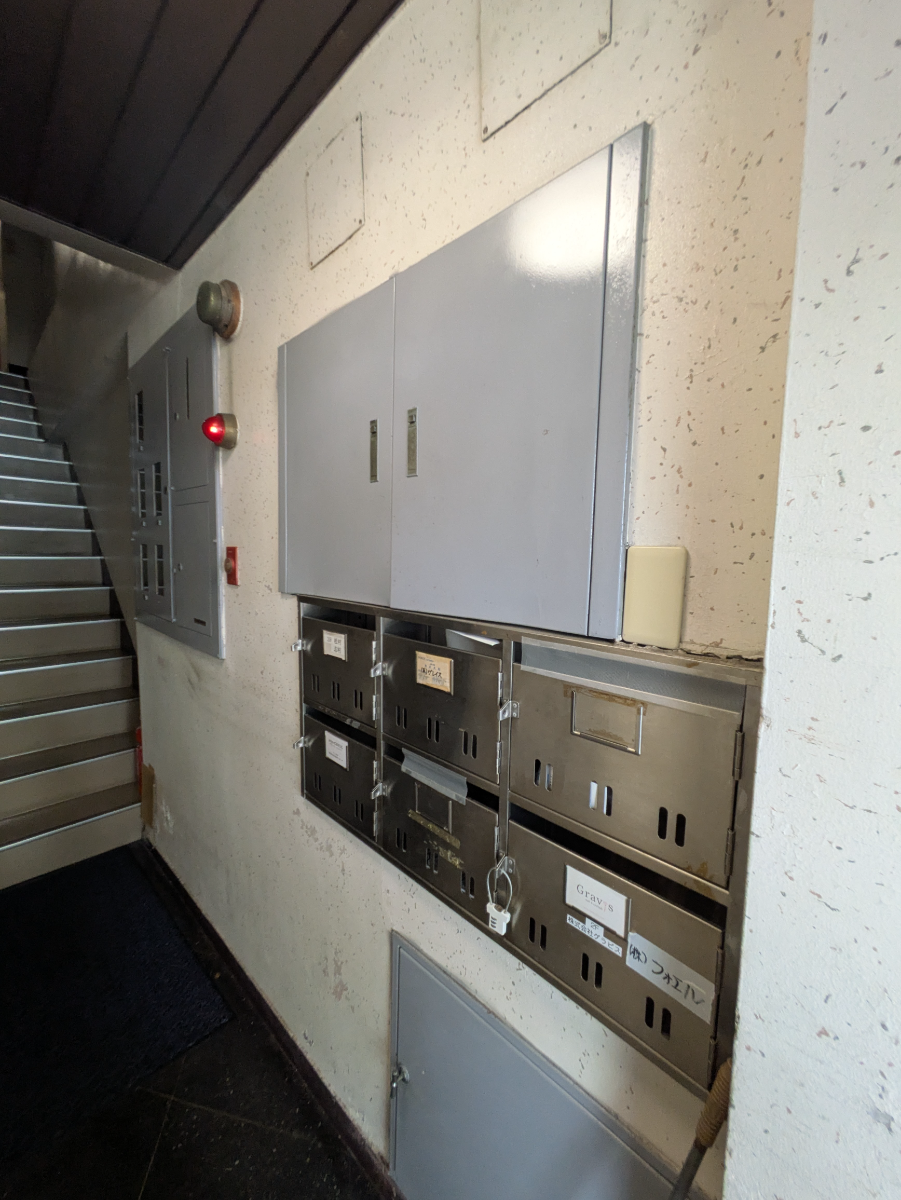 v20251010150708/fresh/building/J00100409059_11