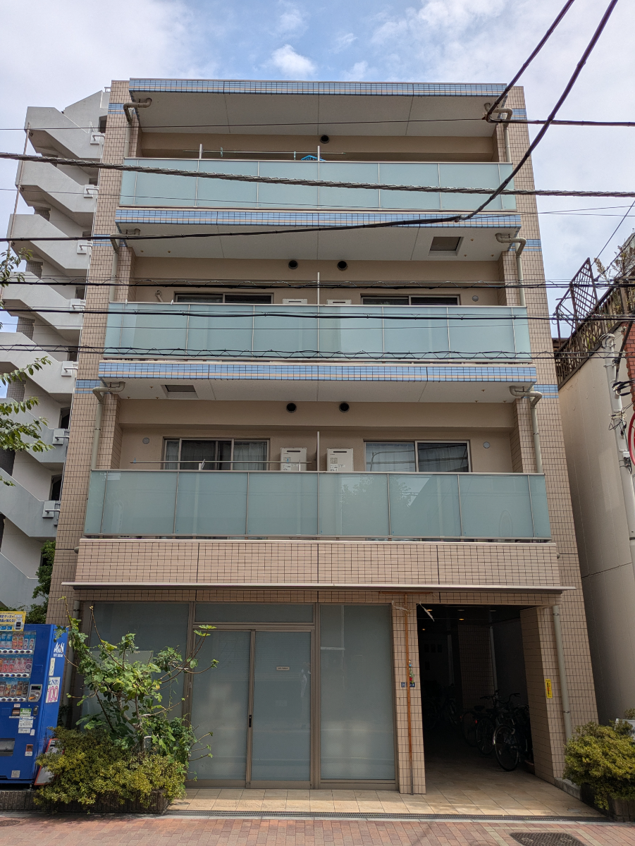 v20251010150708/fresh/building/J00100416063_1