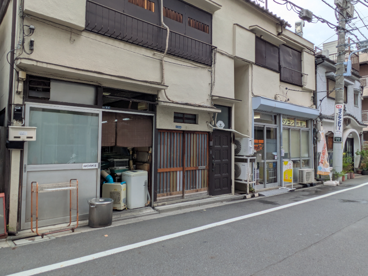 v20251010150708/fresh/building/J00100417639_7