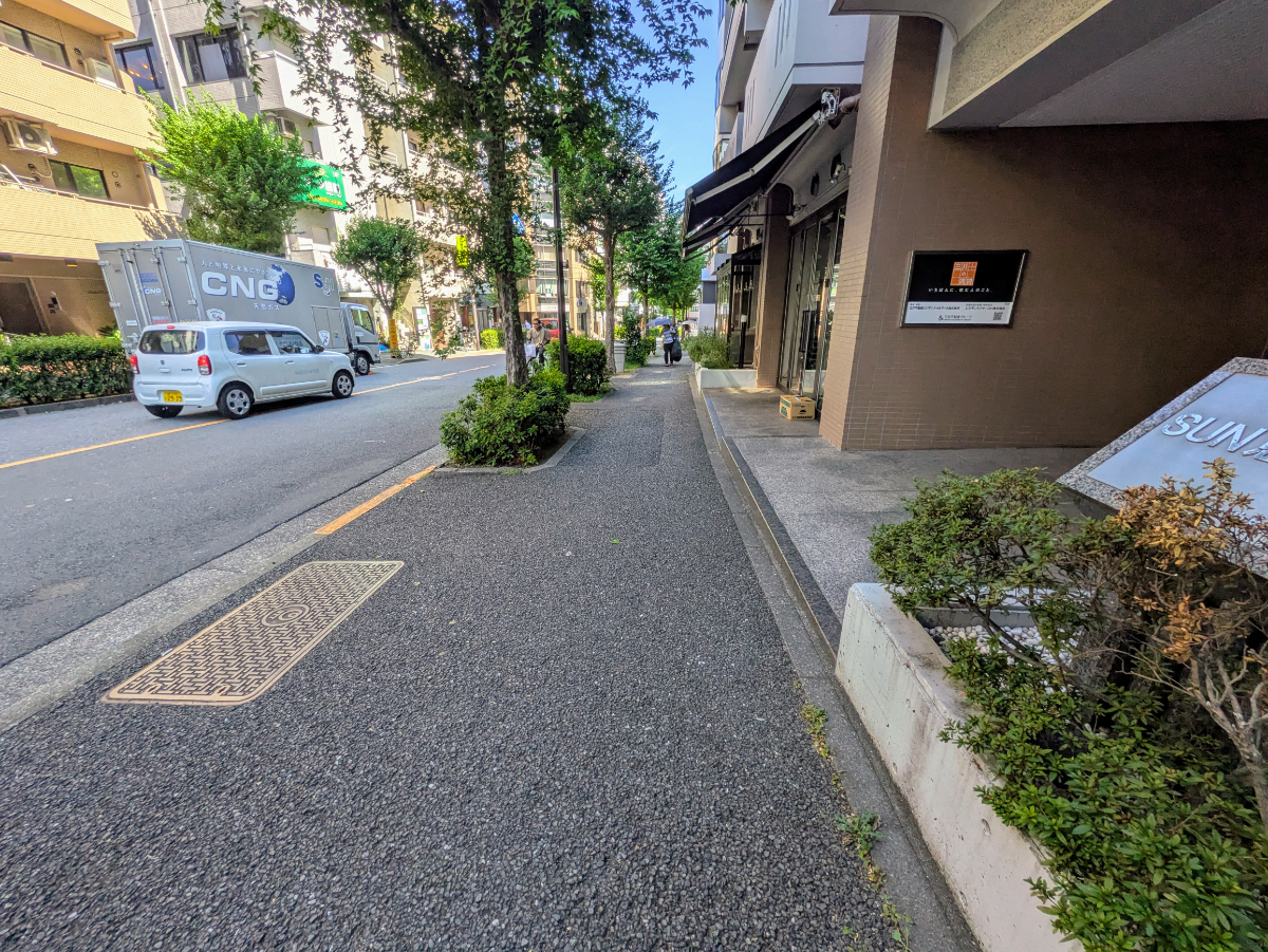 v20251011150701/fresh/building/J00100371627_2