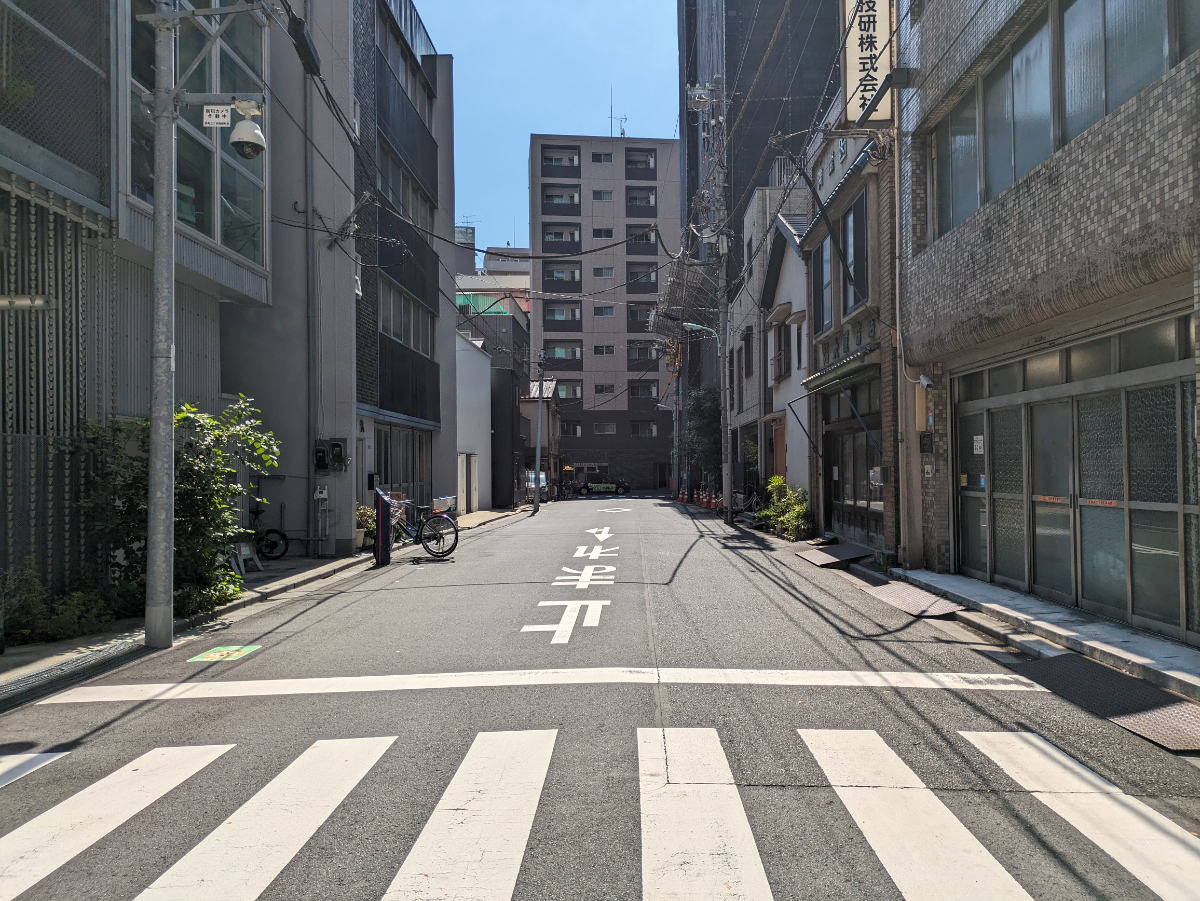 v20251011150701/fresh/building/J00100381829_9