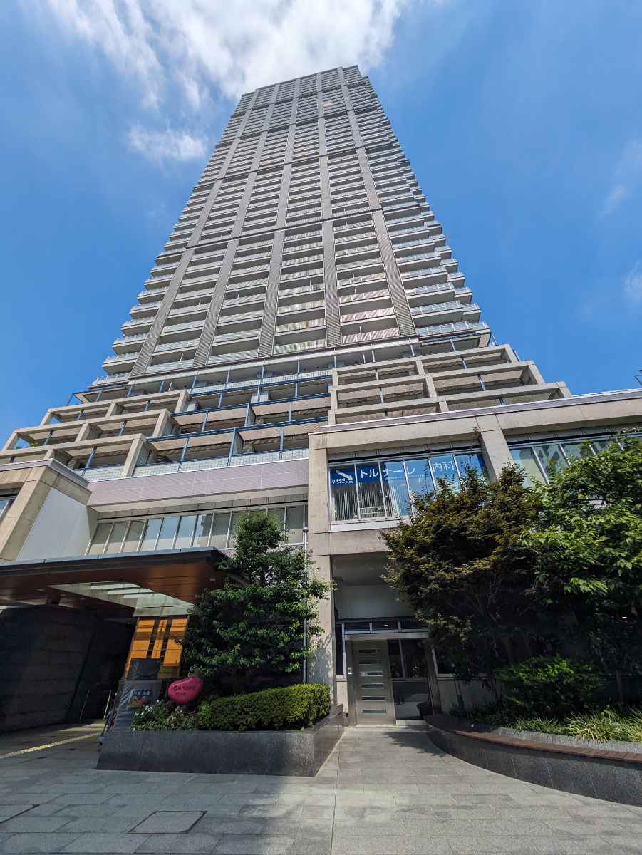v20251011150701/fresh/building/J00100421327_9