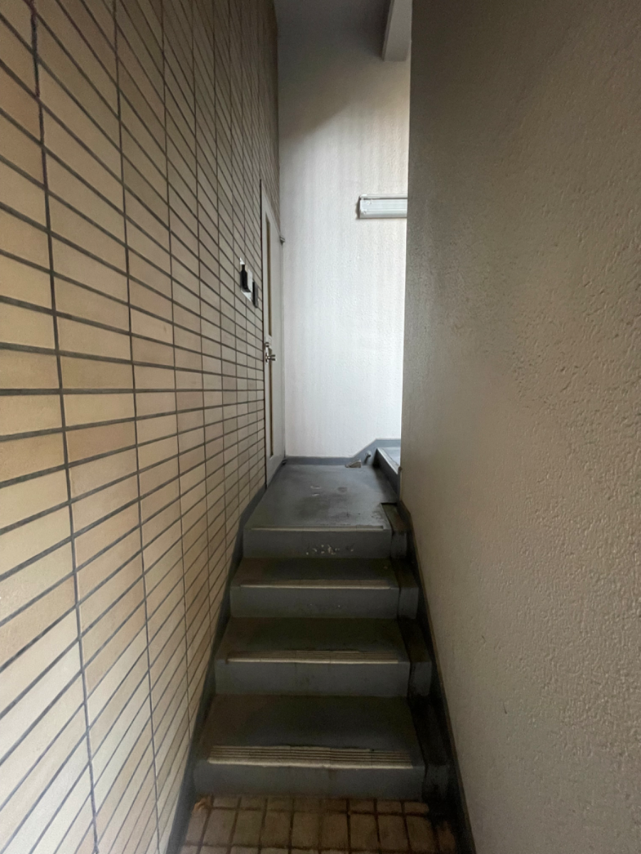 v20251011150702/fresh/building/J00100360581_4