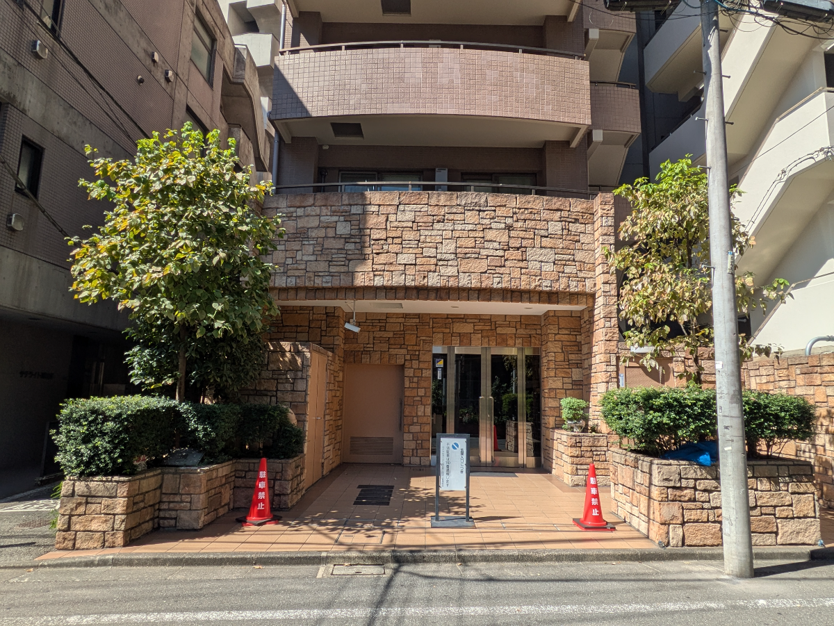 v20251011150702/fresh/building/J00100363580_15