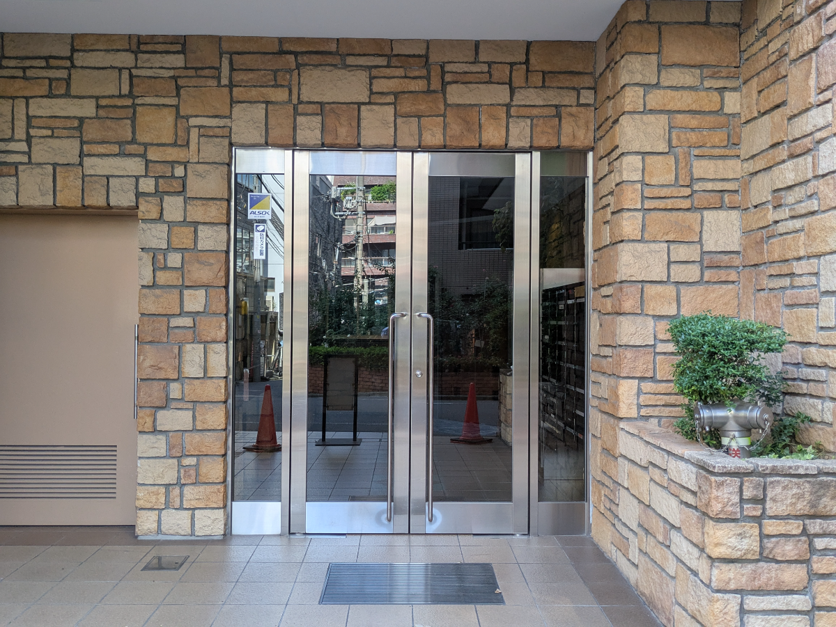 v20251011150702/fresh/building/J00100363580_3