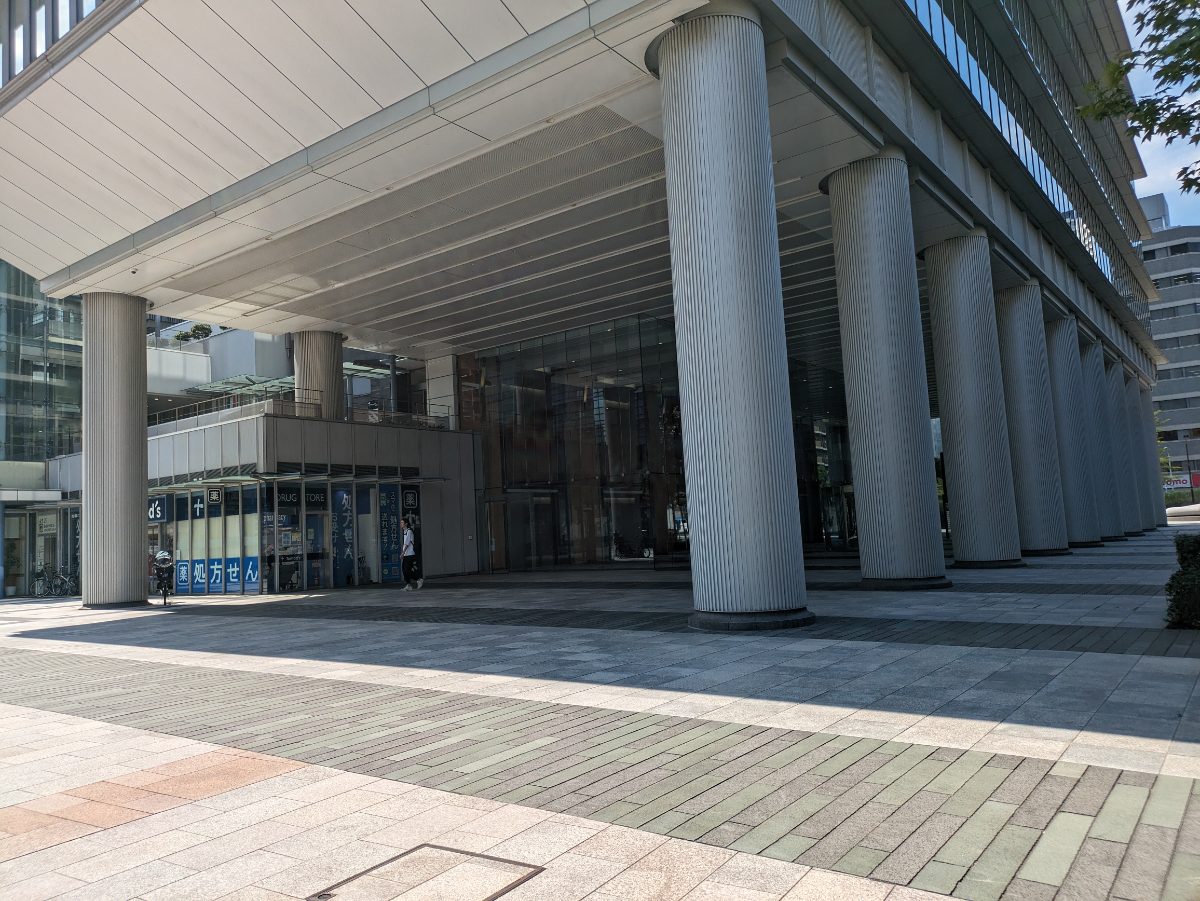 v20251011150702/fresh/building/J00100364384_8