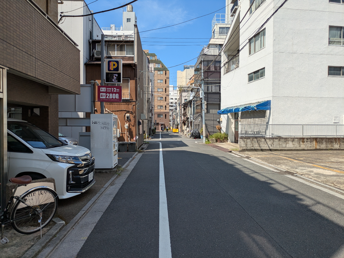 v20251011150702/fresh/building/J00100365098_12