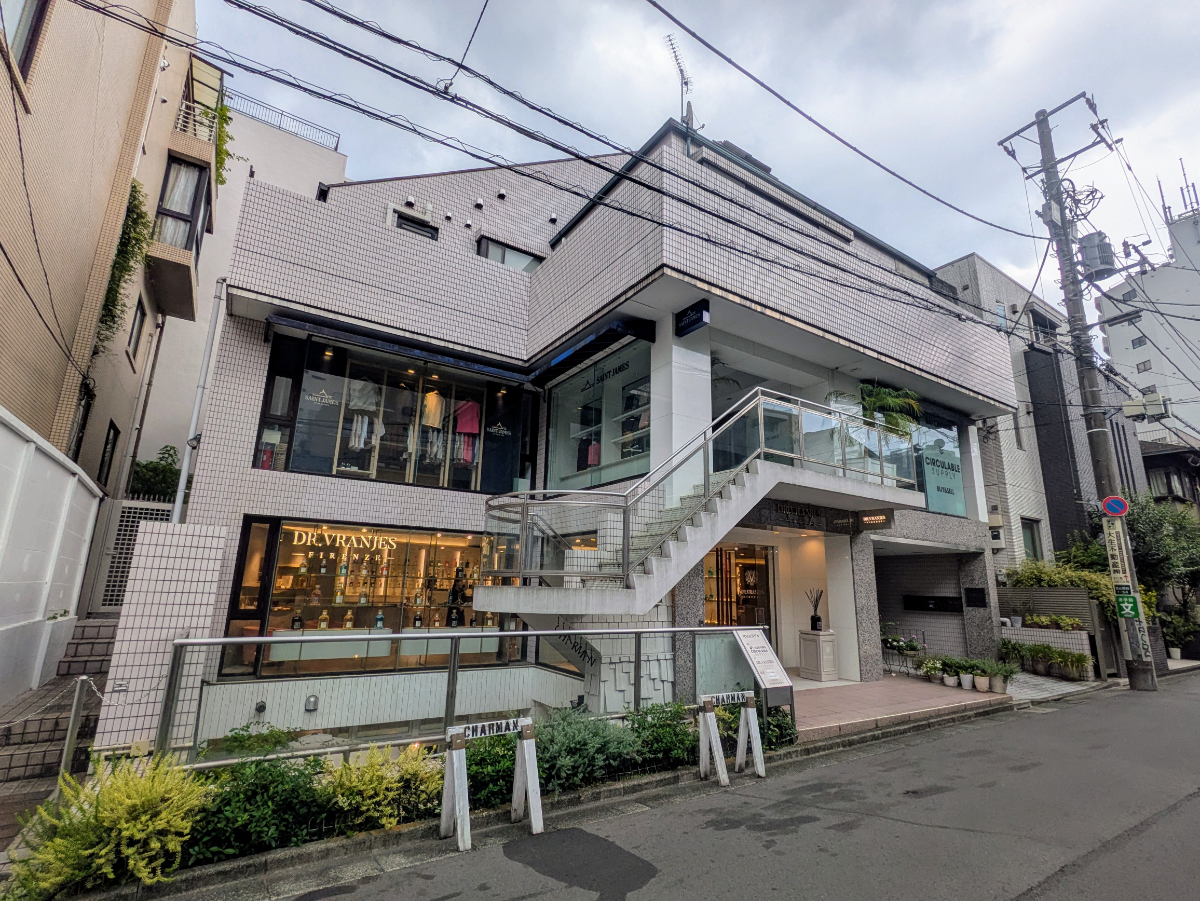 v20251011150702/fresh/building/J00100374881_6