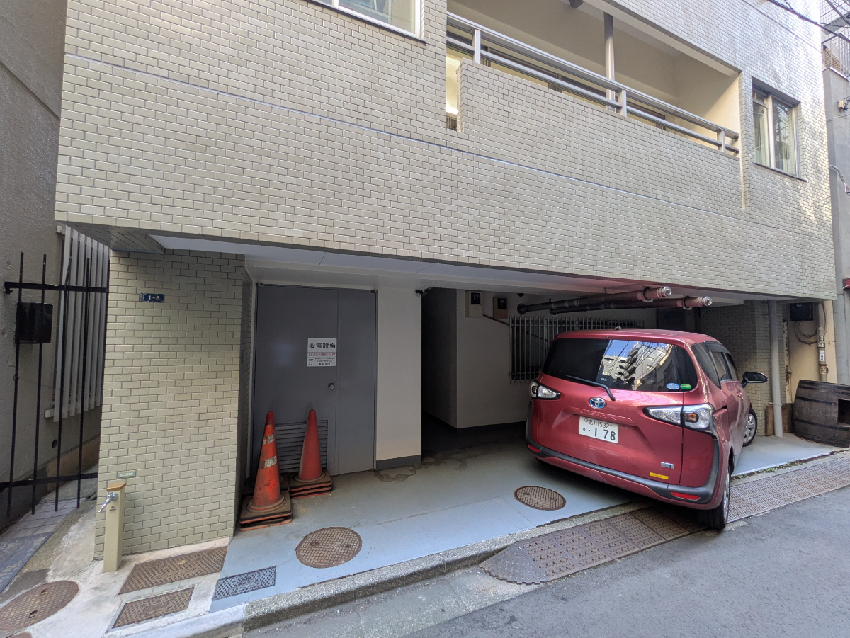 v20251011150702/fresh/building/J00100374949_8