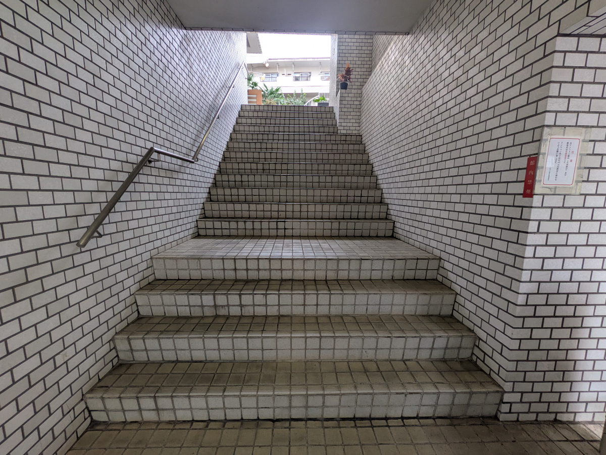 v20251011150702/fresh/building/J00100378875_13