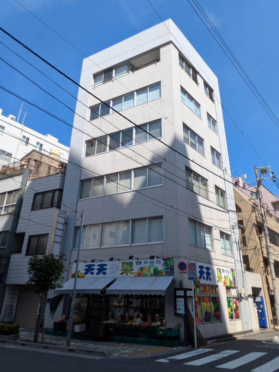 v20251011150702/fresh/building/J00100379216_8
