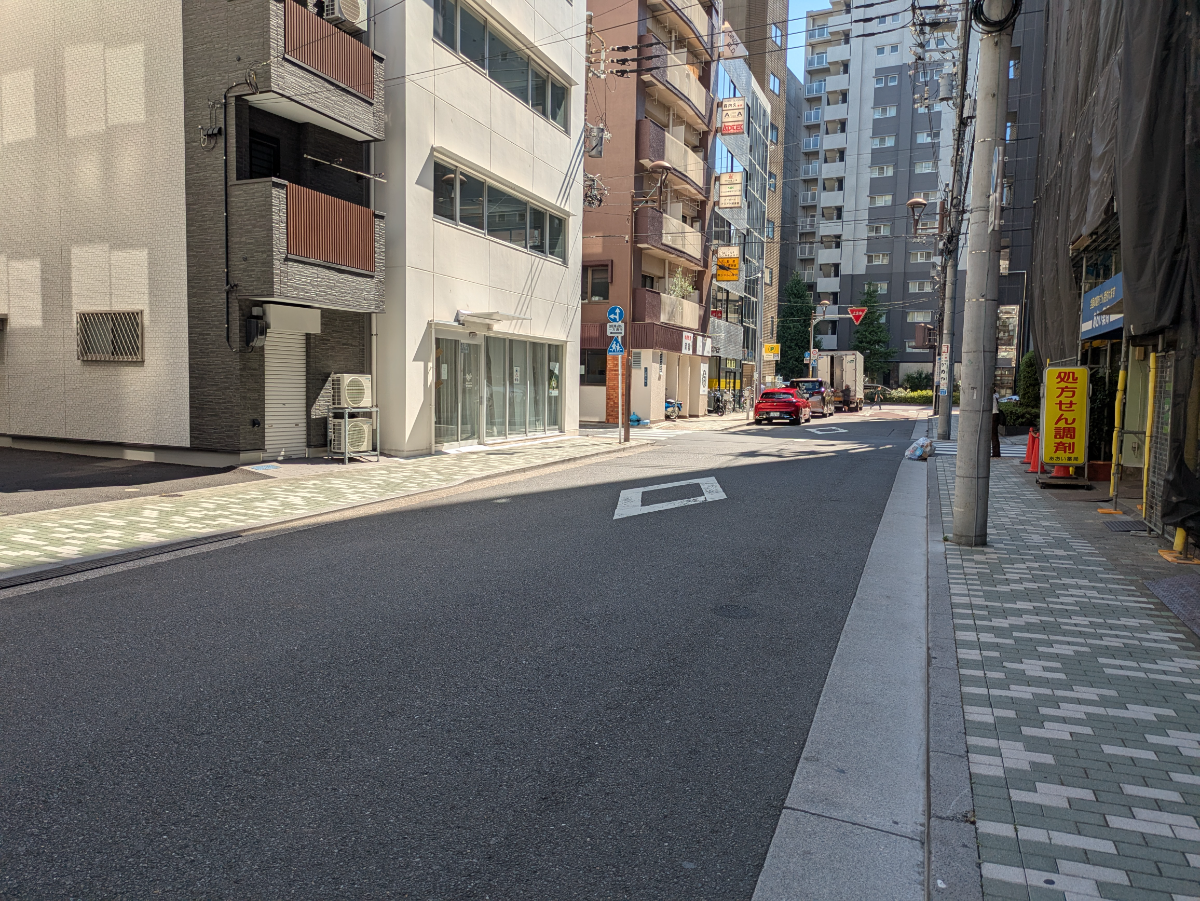 v20251011150702/fresh/building/J00100402380_13