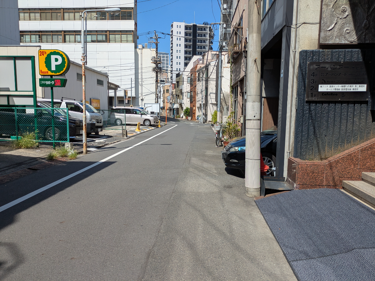 v20251011150702/fresh/building/J00100406313_13