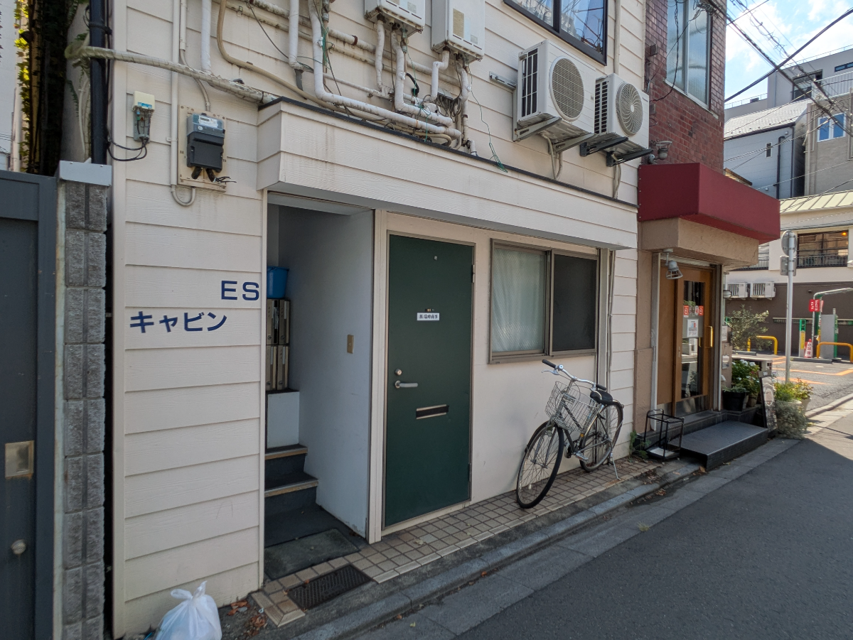 v20251011150702/fresh/building/J00100407490_12