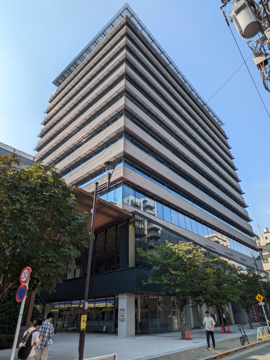 v20251011150702/fresh/building/J00100409127_10