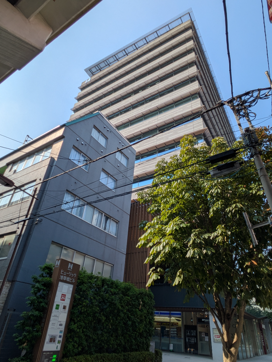 v20251011150702/fresh/building/J00100409127_11