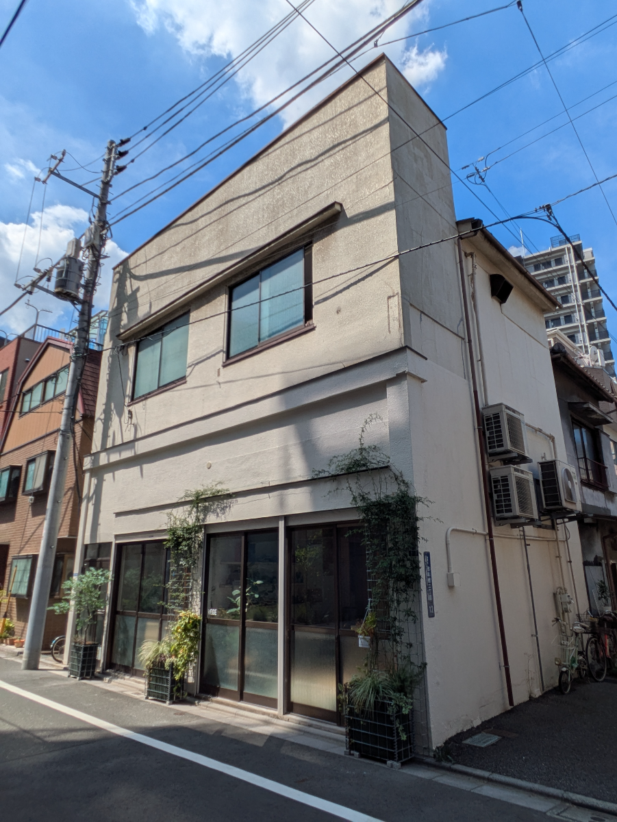 v20251011150702/fresh/building/J00100417714_8