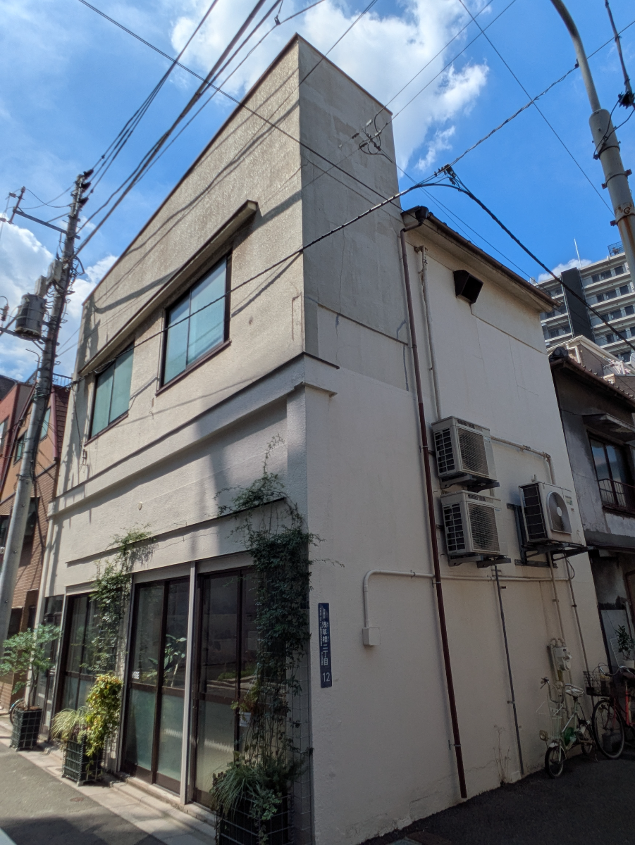 v20251011150702/fresh/building/J00100417714_9