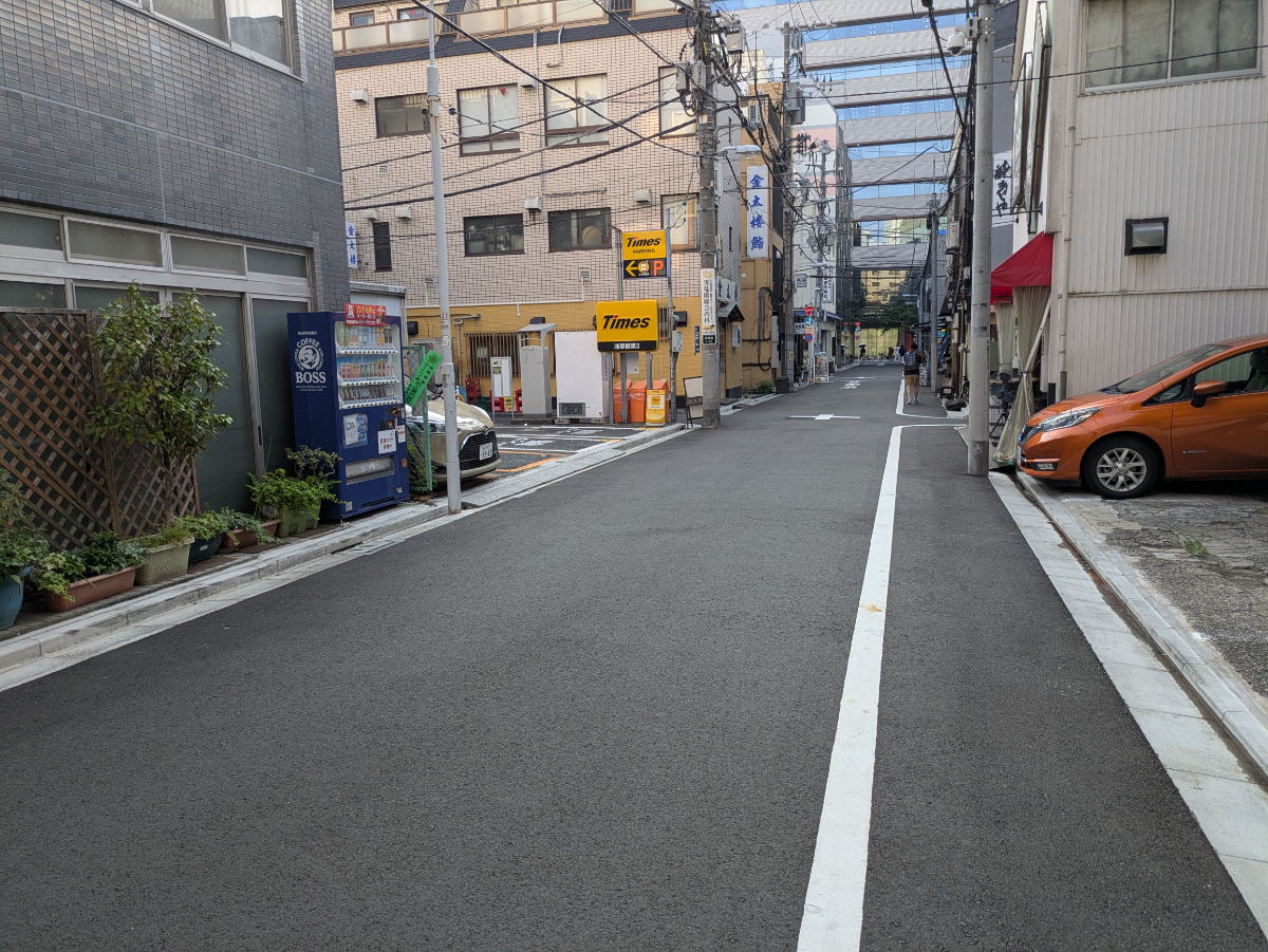 v20251011150702/fresh/building/J00100499098_2