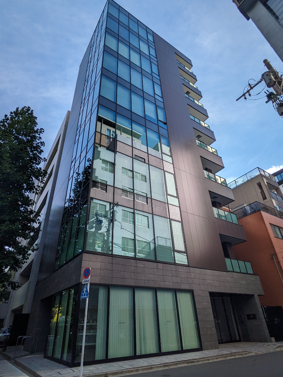 v20251011150702/fresh/building/J00100499221_1