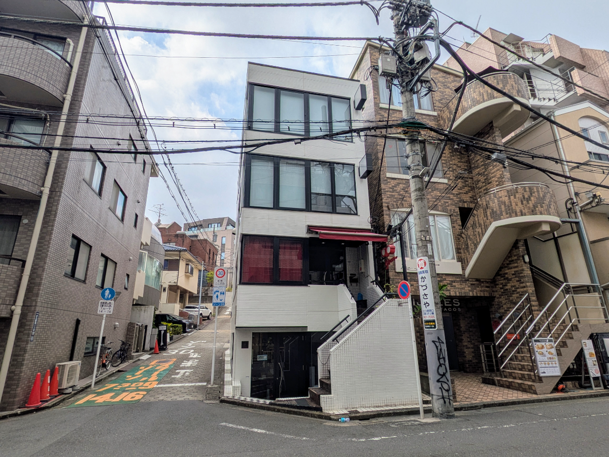 v20251011150702/fresh/building/J00100511582_6