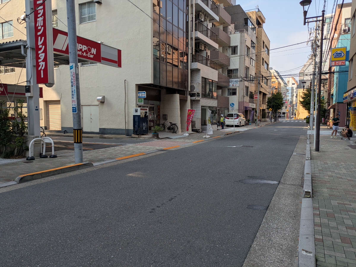 v20251011150702/fresh/building/J00100608910_13