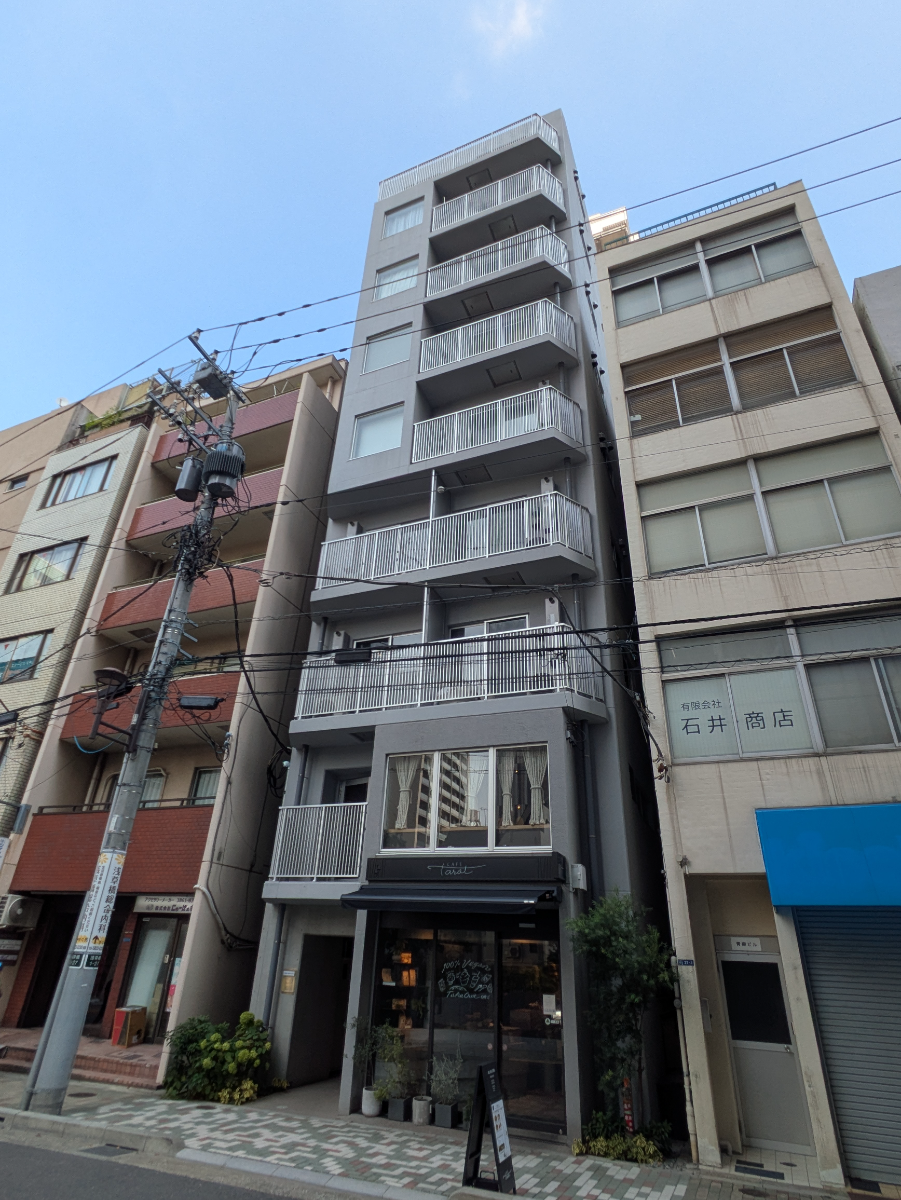 v20251011150702/fresh/building/J00100608910_6