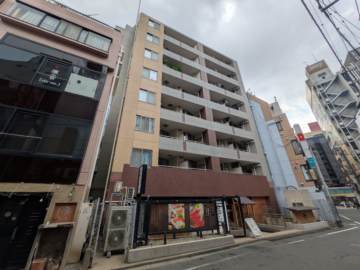 v20251011150702/fresh/building/J00100609742_6