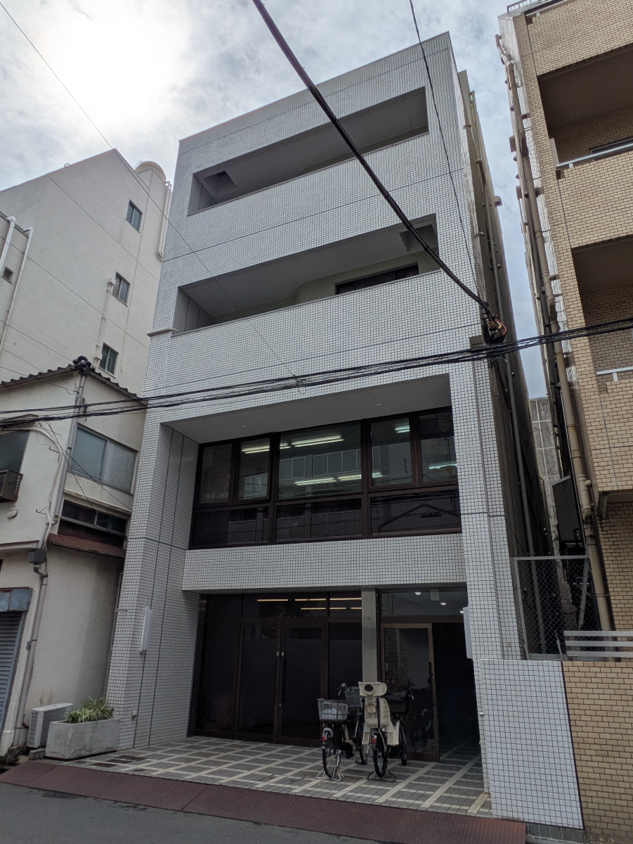 v20251012150813/fresh/building/J00100361014_7